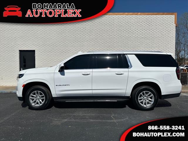 2023 Chevrolet Suburban LT