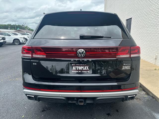 2024 Volkswagen Atlas Peak Edition SE 4Motion