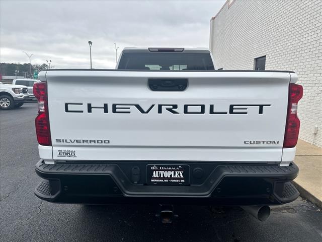 2024 Chevrolet Silverado 2500HD Custom