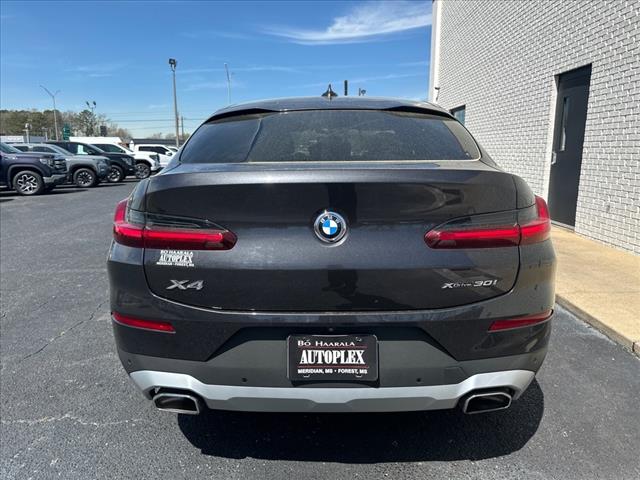 2024 BMW X4 xDrive30i