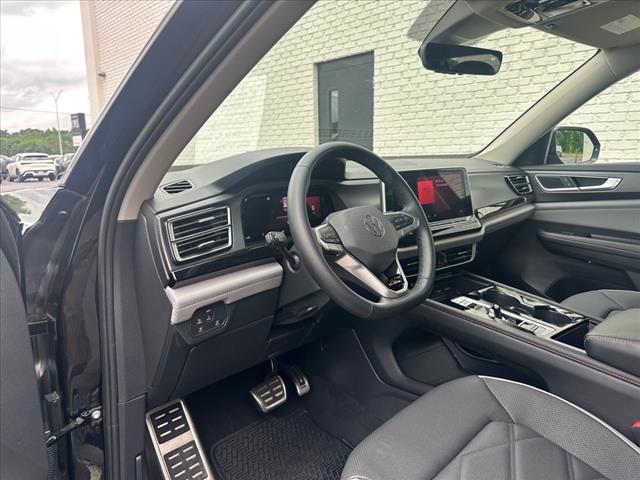 2024 Volkswagen Atlas Peak Edition SE 4Motion