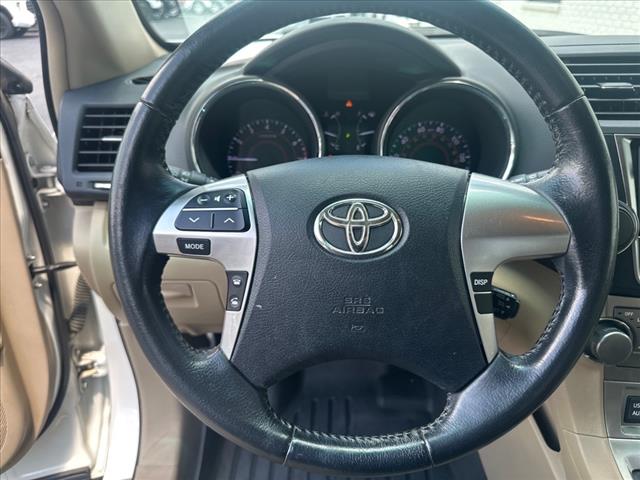 2013 Toyota Highlander Base