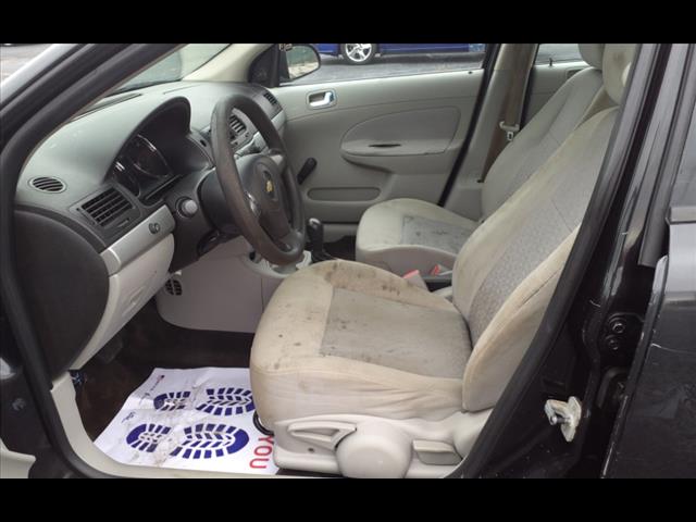 2010 Chevrolet Cobalt LS - Photo 9