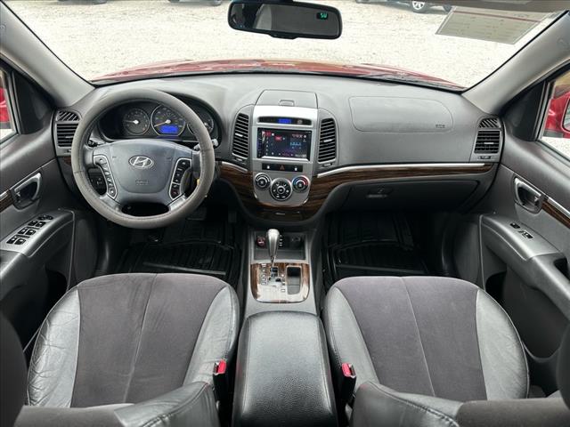 2011 Hyundai SANTA FE SE
