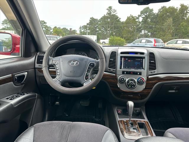 2011 Hyundai SANTA FE SE