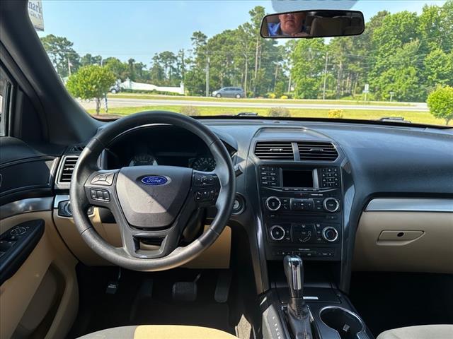 2017 Ford Explorer Base