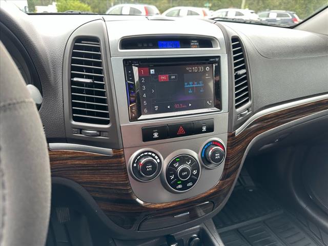2011 Hyundai SANTA FE SE