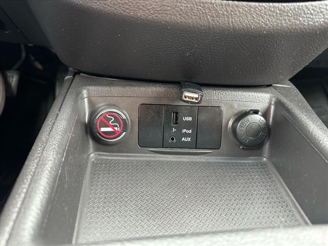 2011 Hyundai SANTA FE SE