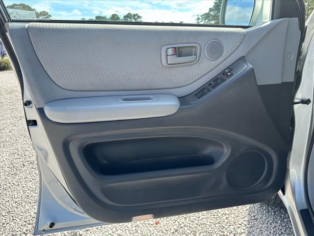 2005 Toyota Highlander Base