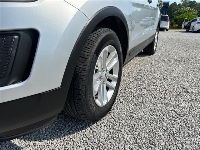 2017 Ford Explorer Base