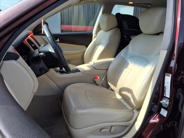 2017 INFINITI QX50 Base
