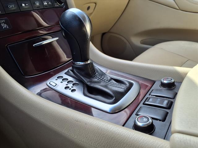 2017 INFINITI QX50 Base