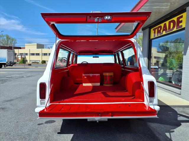 1968 Chevrolet Suburban 3 Door