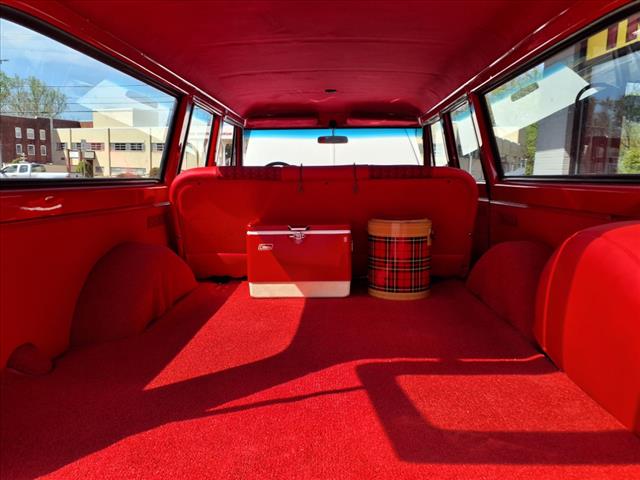1968 Chevrolet Suburban 3 Door