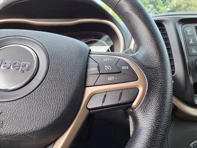 2016 Jeep Cherokee Sport