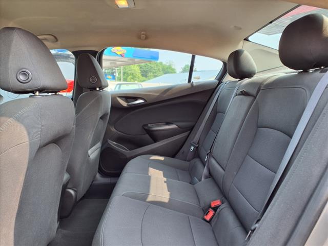 2017 Chevrolet Cruze LT Auto