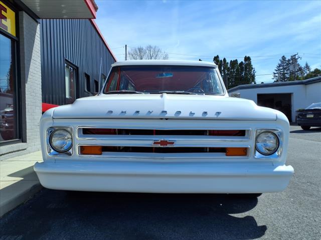 1968 Chevrolet Suburban 3 Door