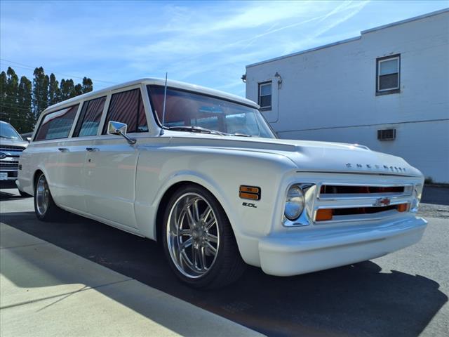 1968 Chevrolet Suburban 3 Door
