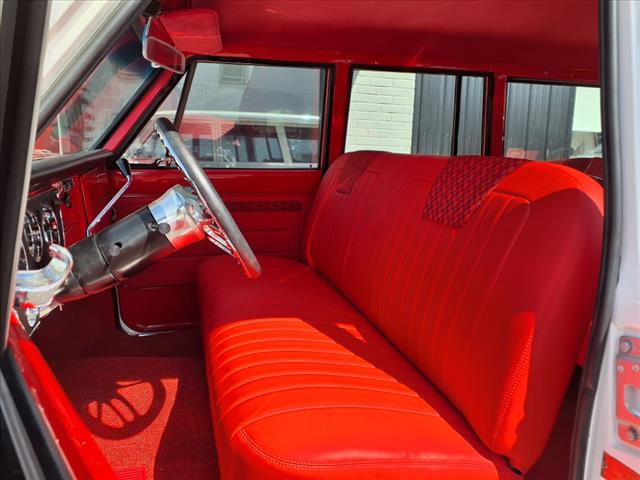 1968 Chevrolet Suburban 3 Door