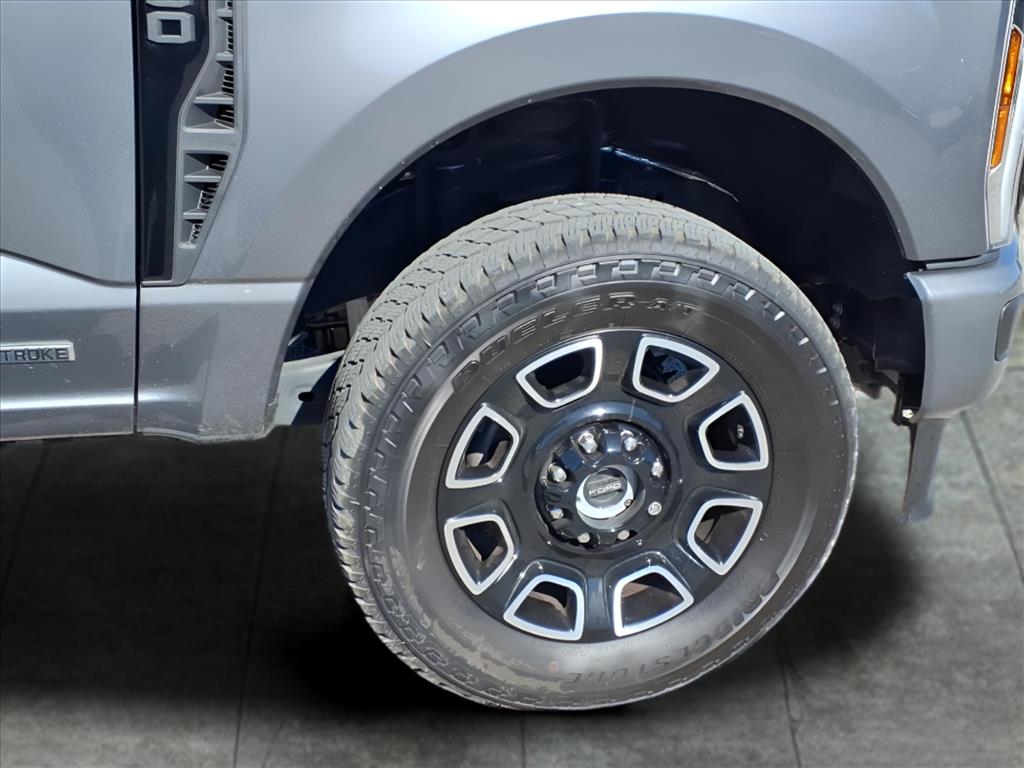 Used Car 2025 Ford F-250 Super Duty  Platinum For Sale Under $90,000 In Bastrop, Texas