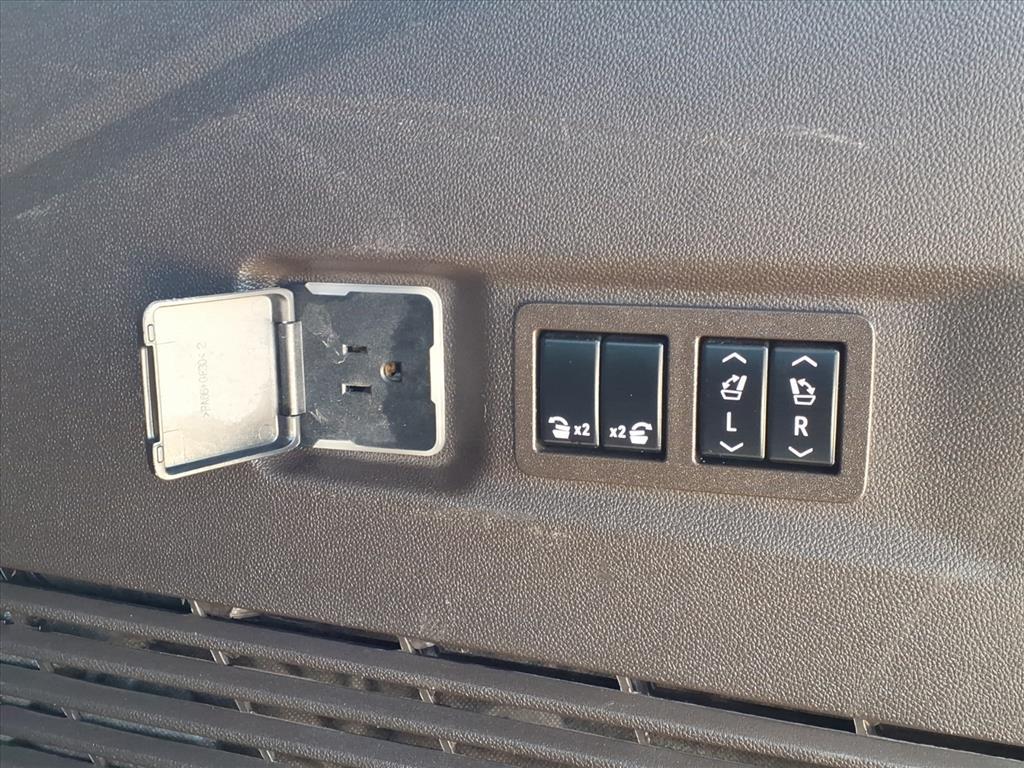 Used Car 2022 Gmc Yukon Xl  Denali For Sale Under $50,000 In Bastrop, Texas