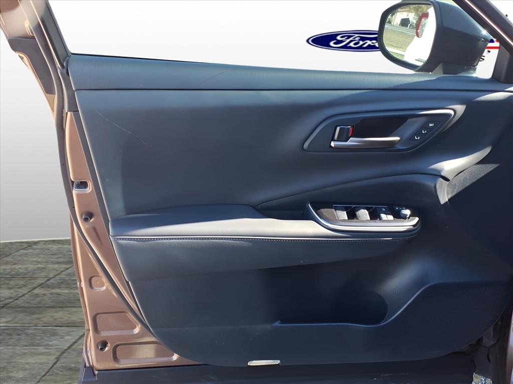 Used Car 2024 Toyota Crown  Platinum For Sale Under $50,000 In Bastrop, Texas