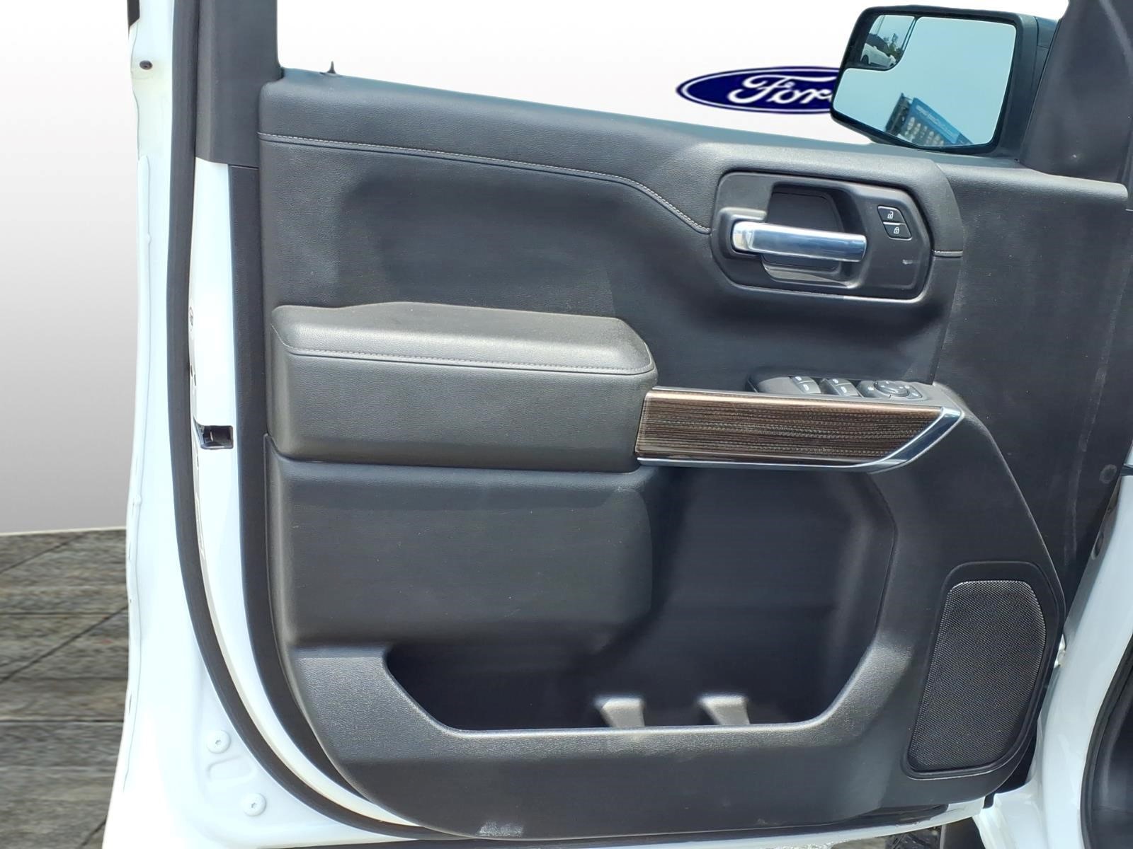 Used Car 2021 Chevrolet Silverado 1500  Lt Trail Boss For Sale Under $50,000 In Bastrop, Texas