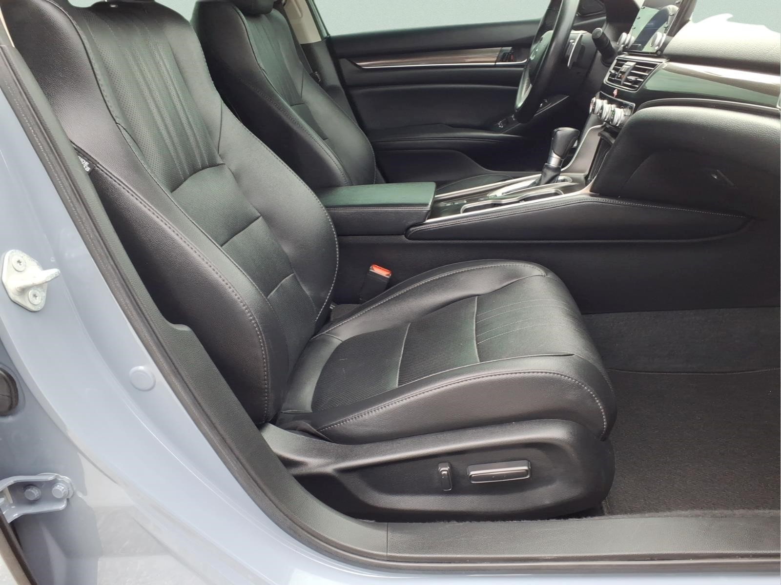 Used Car 2021 Honda Accord  Sport Special Edition For Sale Under $25,000 In Bastrop, Texas