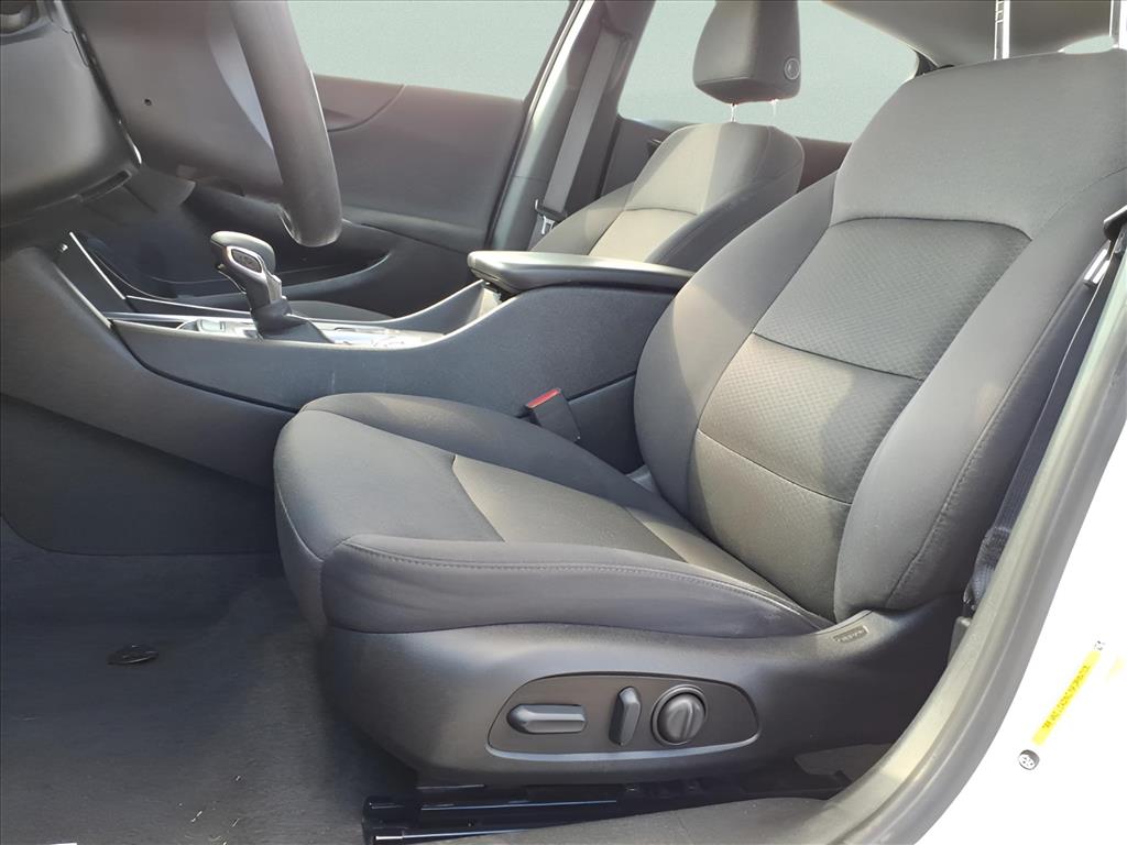 Used Car 2023 Chevrolet Malibu  Lt 1lt For Sale Under $20,000 In Bastrop, Texas