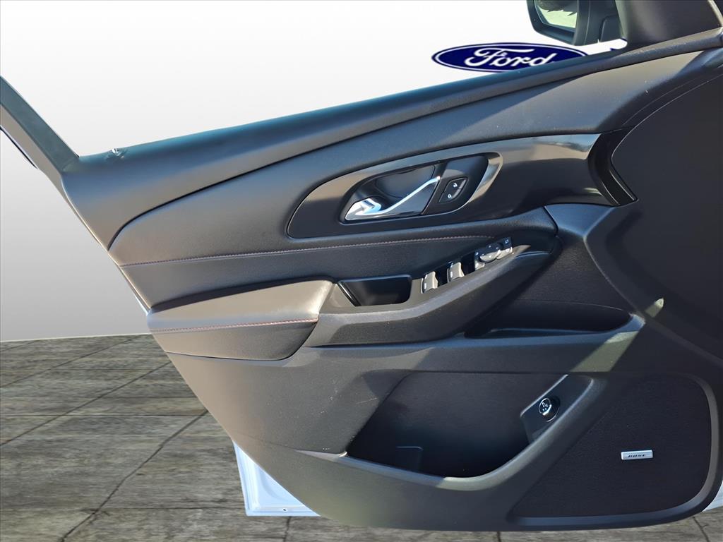 Used Car 2023 Chevrolet Traverse  Rs For Sale Under $40,000 In Bastrop, Texas