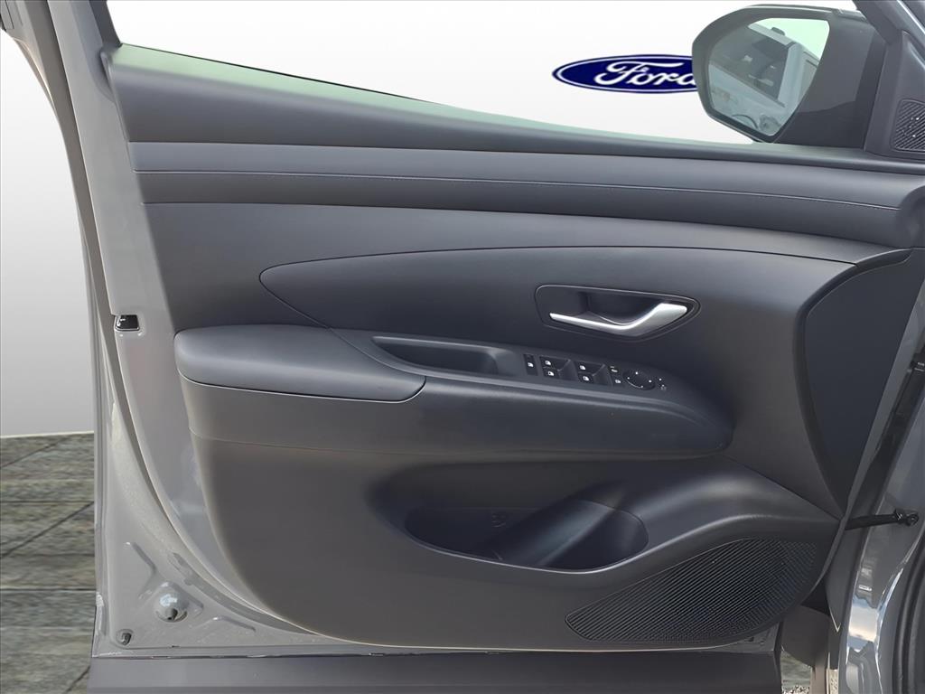 Used Car 2025 Hyundai Santa Cruz  Se For Sale Under $30,000 In Bastrop, Texas