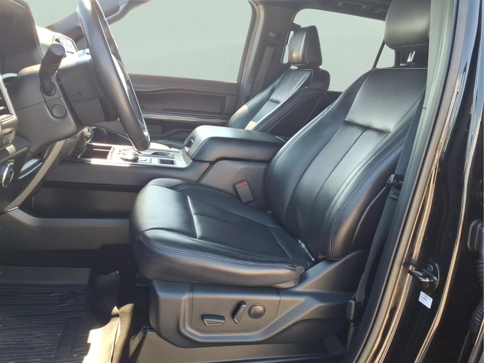 Used Car 2021 Ford Expedition Max  Xlt For Sale Under $35,000 In Bastrop, Texas