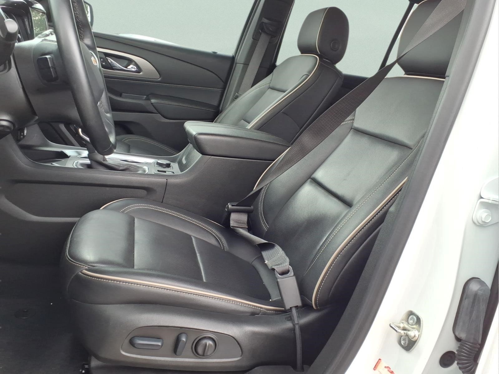 Used Car 2023 Chevrolet Traverse  Premier For Sale Under $40,000 In Bastrop, Texas