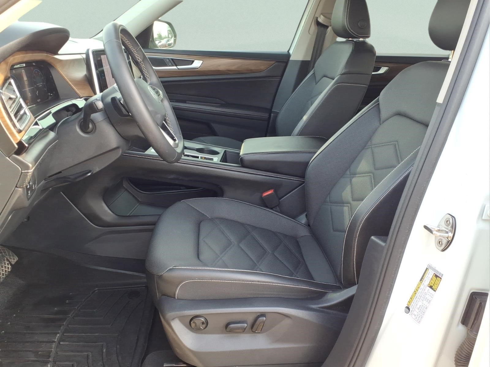 Used Car 2024 Volkswagen Atlas  2.0t Se For Sale Under $25,000 In Bastrop, Texas