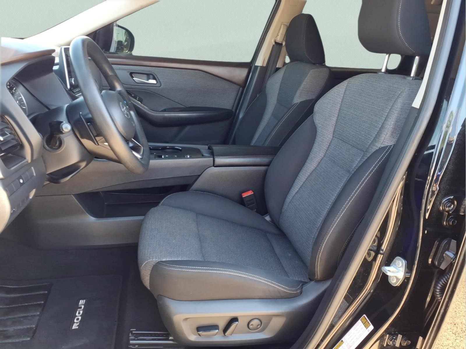 Used Car 2021 Nissan Rogue  Sv For Sale Under $25,000 In Bastrop, Texas