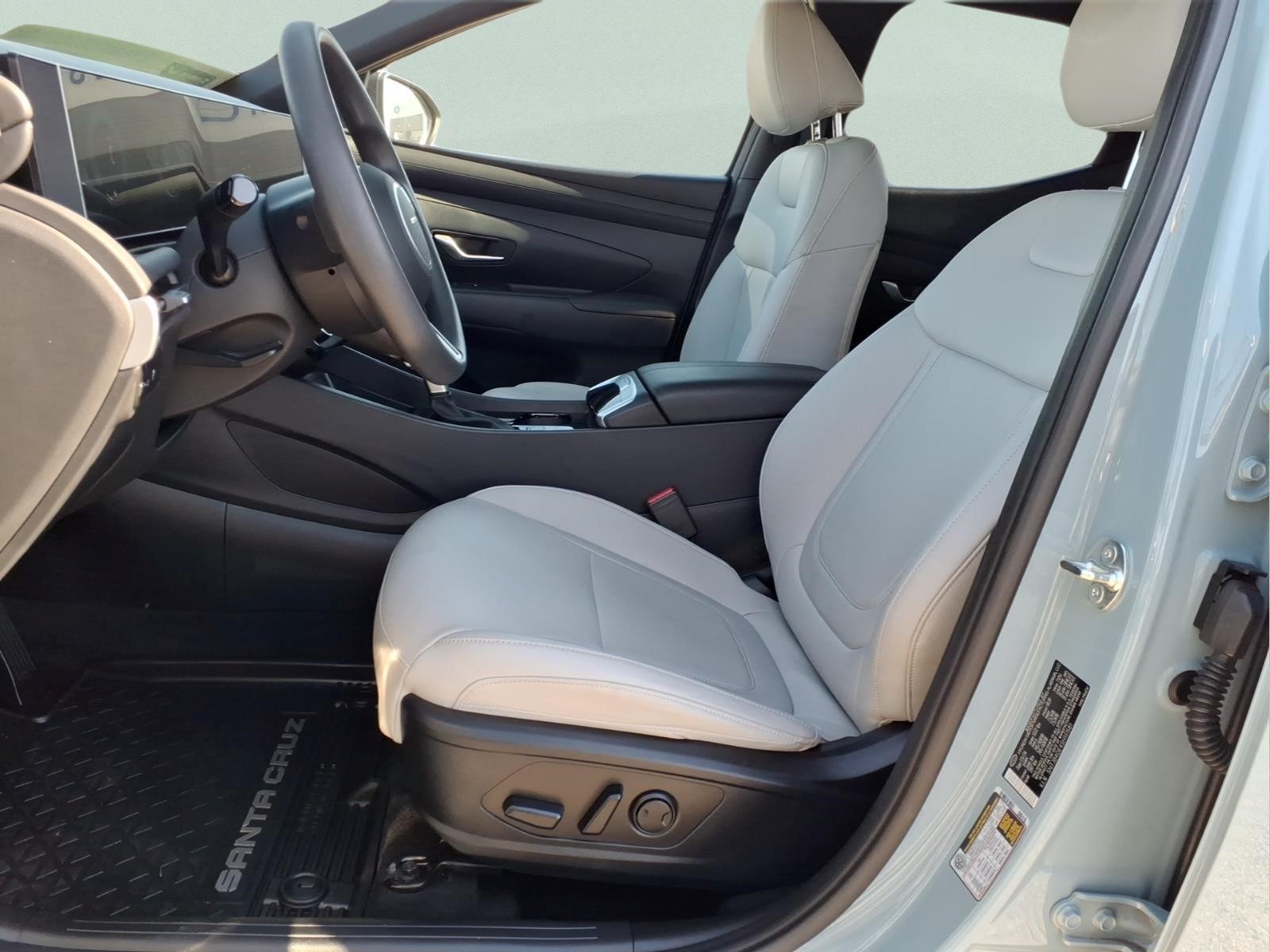 Used Car 2025 Hyundai Santa Cruz  Sel For Sale Under $30,000 In Bastrop, Texas