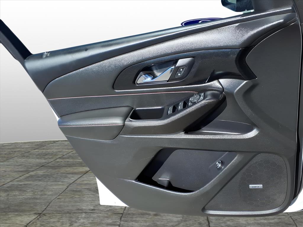 Used Car 2023 Chevrolet Traverse  Rs For Sale Under $40,000 In Bastrop, Texas