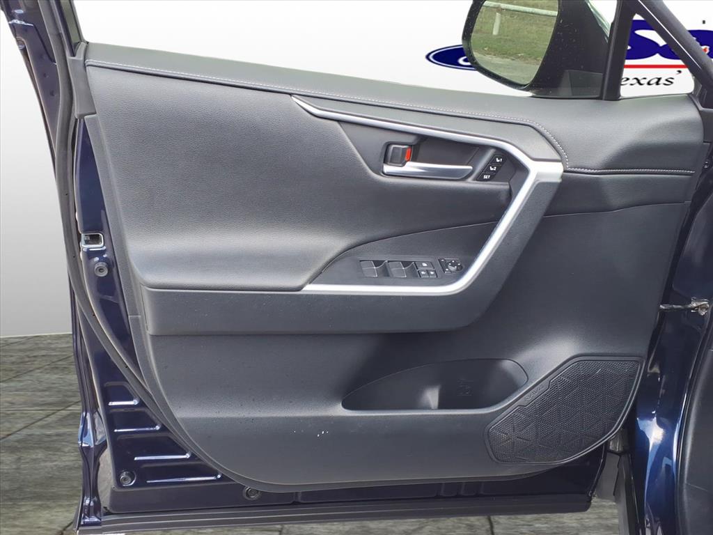Used Car 2019 Toyota Rav4  Limited For Sale Under $30,000 In Bastrop, Texas