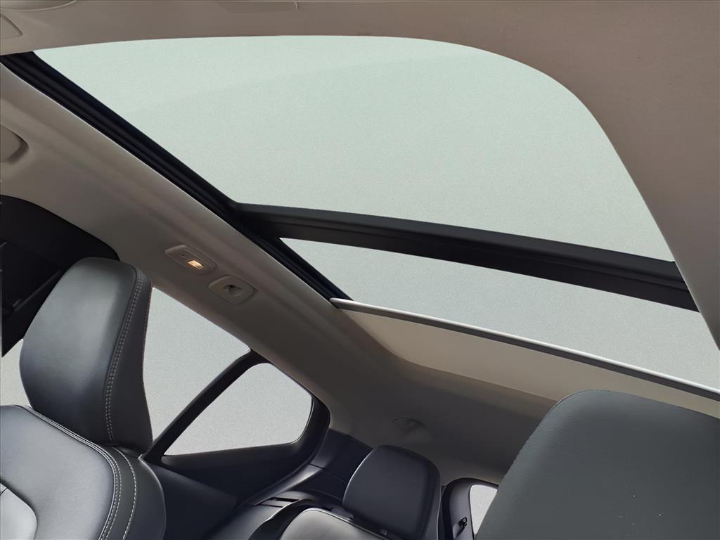 Used Car 2024 Volvo Xc40  B5 Plus Dark Theme For Sale Under $35,000 In Bastrop, Texas