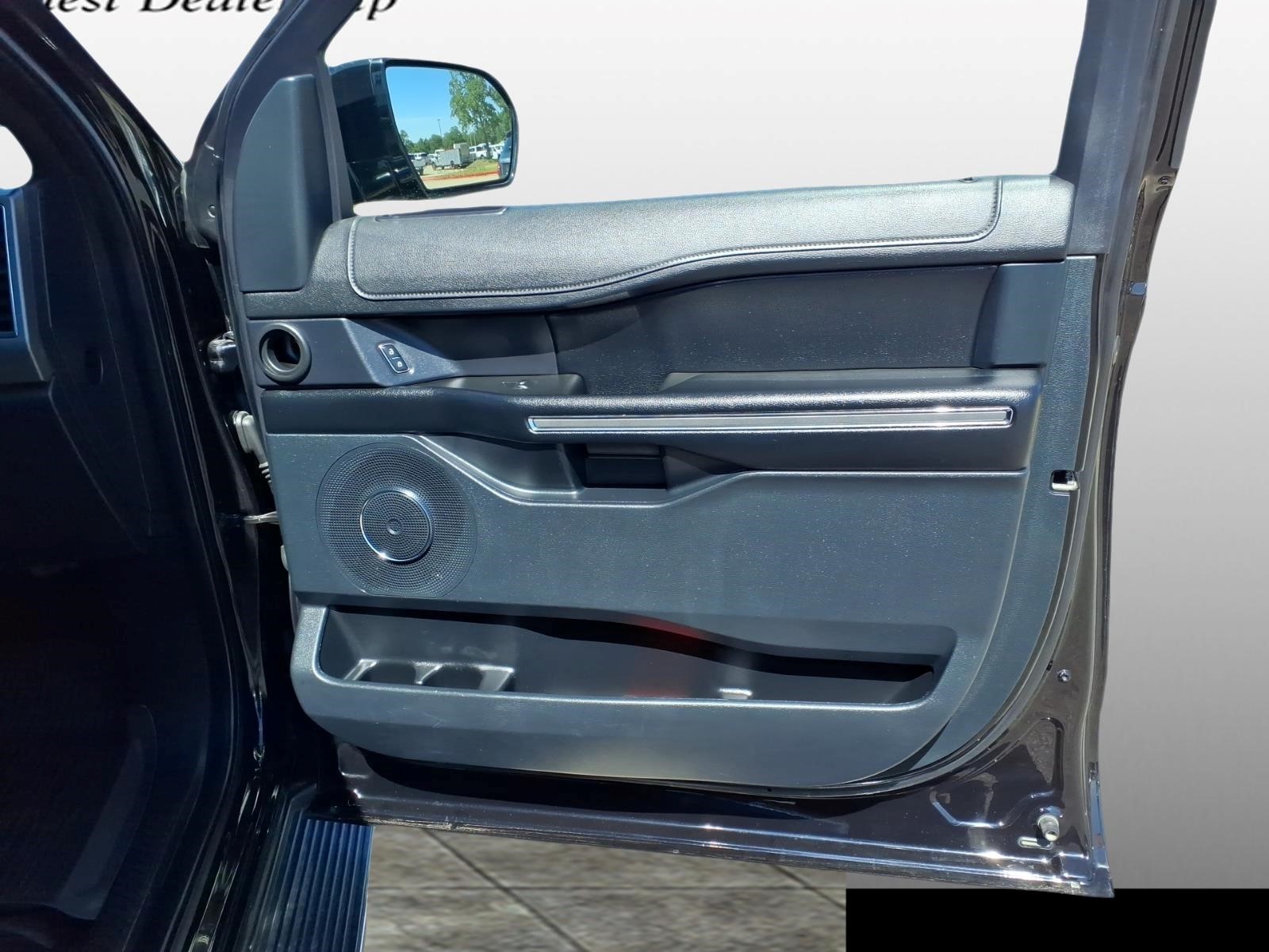 Used Car 2021 Ford Expedition Max  Xlt For Sale Under $35,000 In Bastrop, Texas