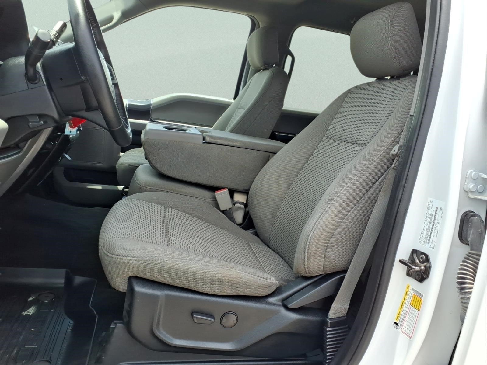 Used Car 2019 Ford F-150  Xlt For Sale Under $30,000 In Bastrop, Texas