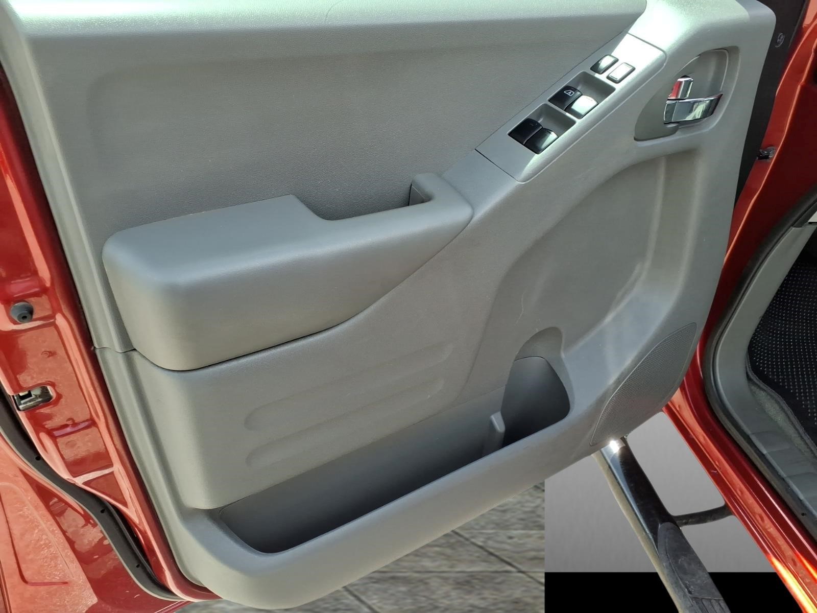 Used Car 2015 Nissan Frontier  Sv For Sale Under $20,000 In Bastrop, Texas
