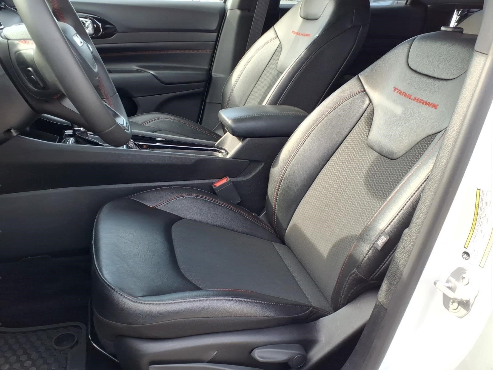 Used Car 2025 Jeep Compass  Trailhawk For Sale Under $30,000 In Bastrop, Texas