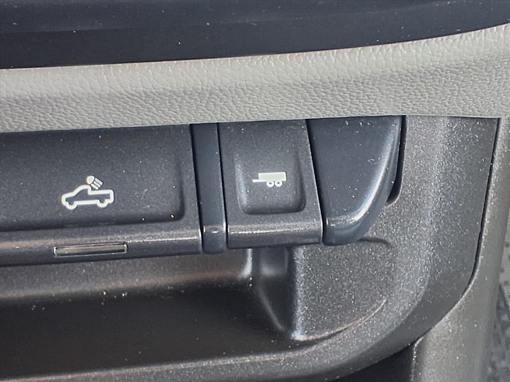 Used Car 2020 Chevrolet Colorado  Work Truck For Sale In Bastrop, Texas