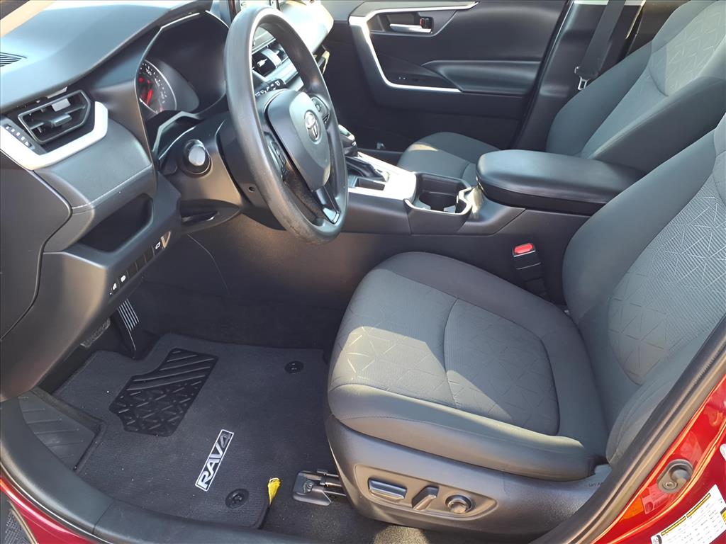 Used Car 2021 Toyota Rav4  Xle For Sale Under $30,000 In Bastrop, Texas