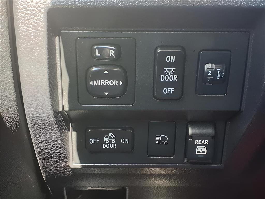 Used Car 2021 Toyota Tundra  Sr5 For Sale Under $35,000 In Bastrop, Texas