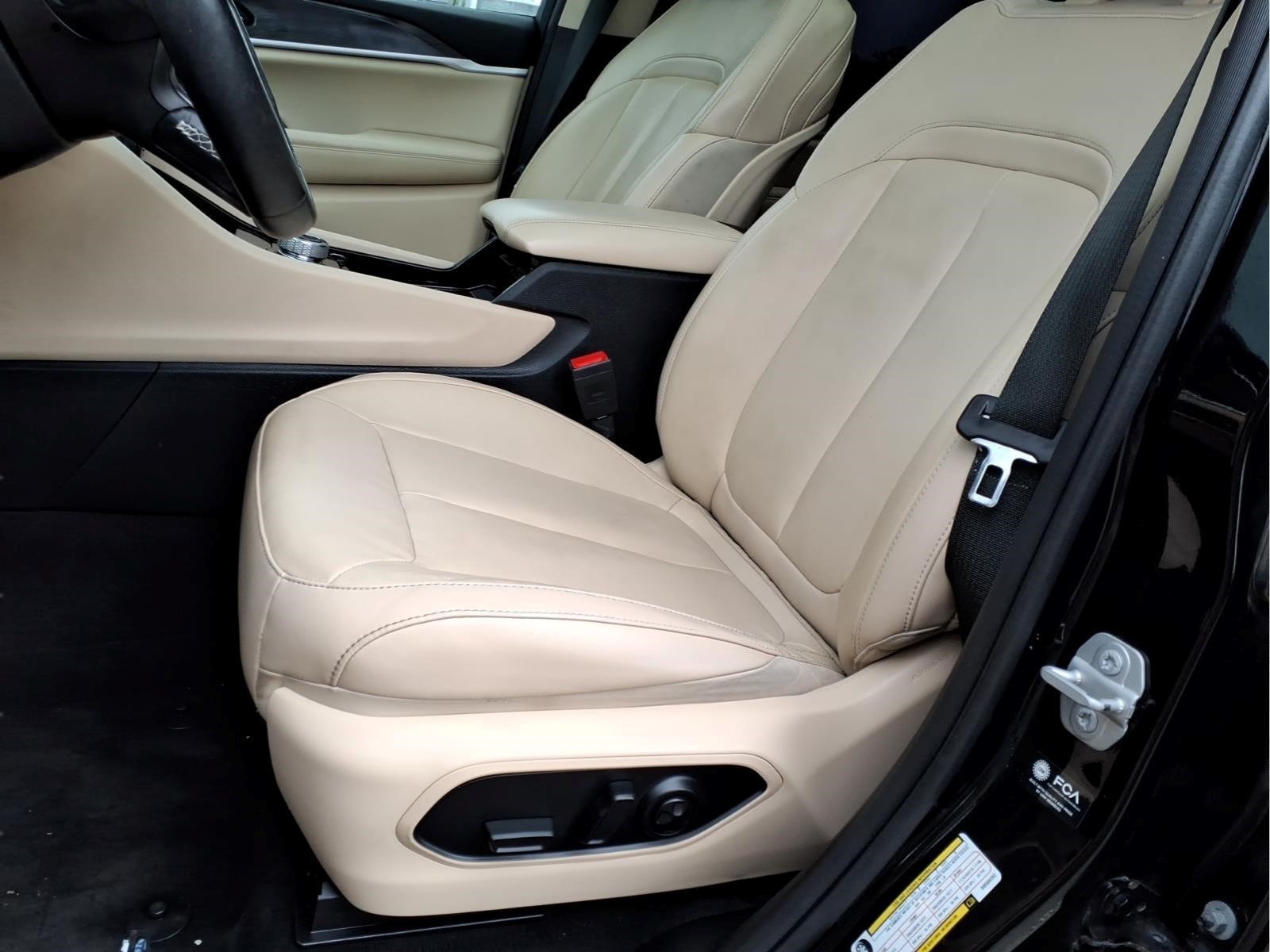 Used Car 2022 Jeep Grand Cherokee L  Limited For Sale Under $30,000 In Bastrop, Texas
