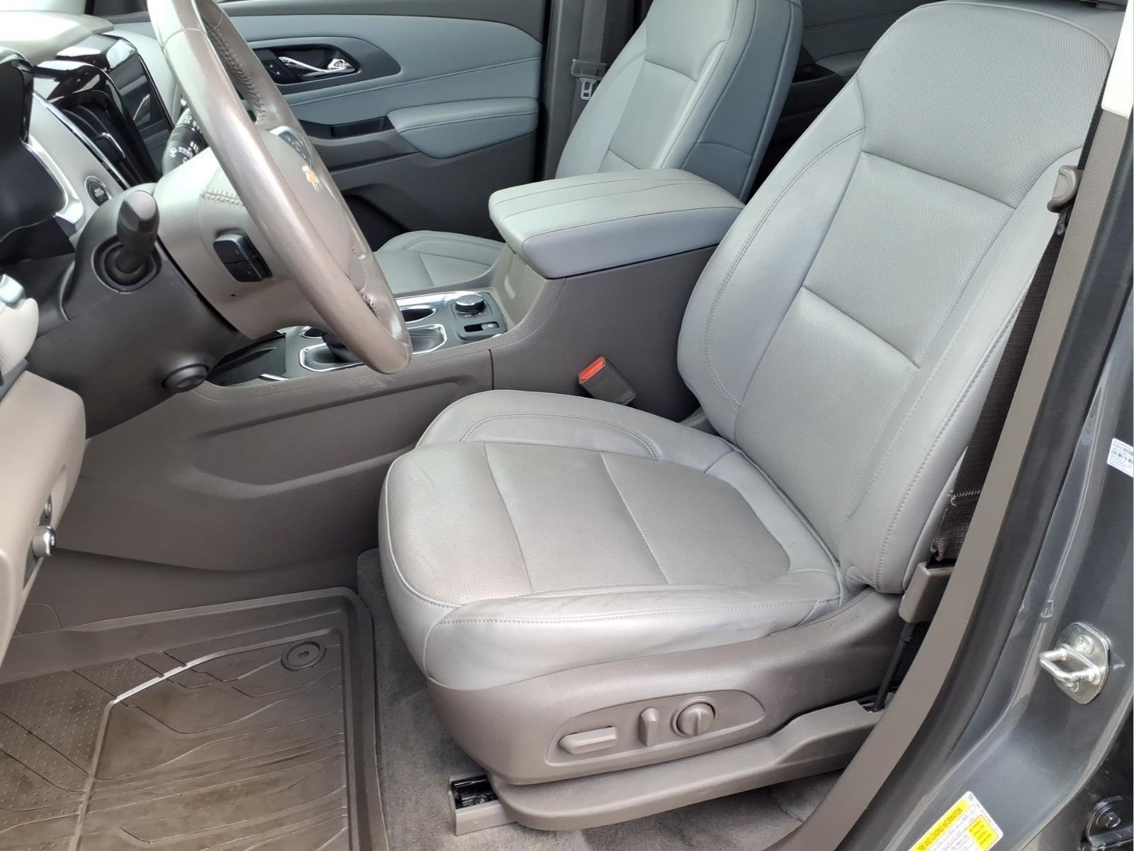 Used Car 2021 Chevrolet Traverse  Premier For Sale Under $30,000 In Bastrop, Texas