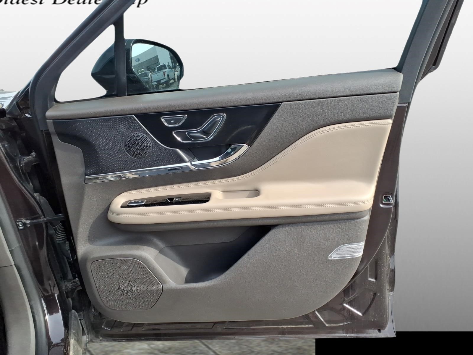 Used Car 2023 Lincoln Corsair  Standard For Sale Under $30,000 In Bastrop, Texas