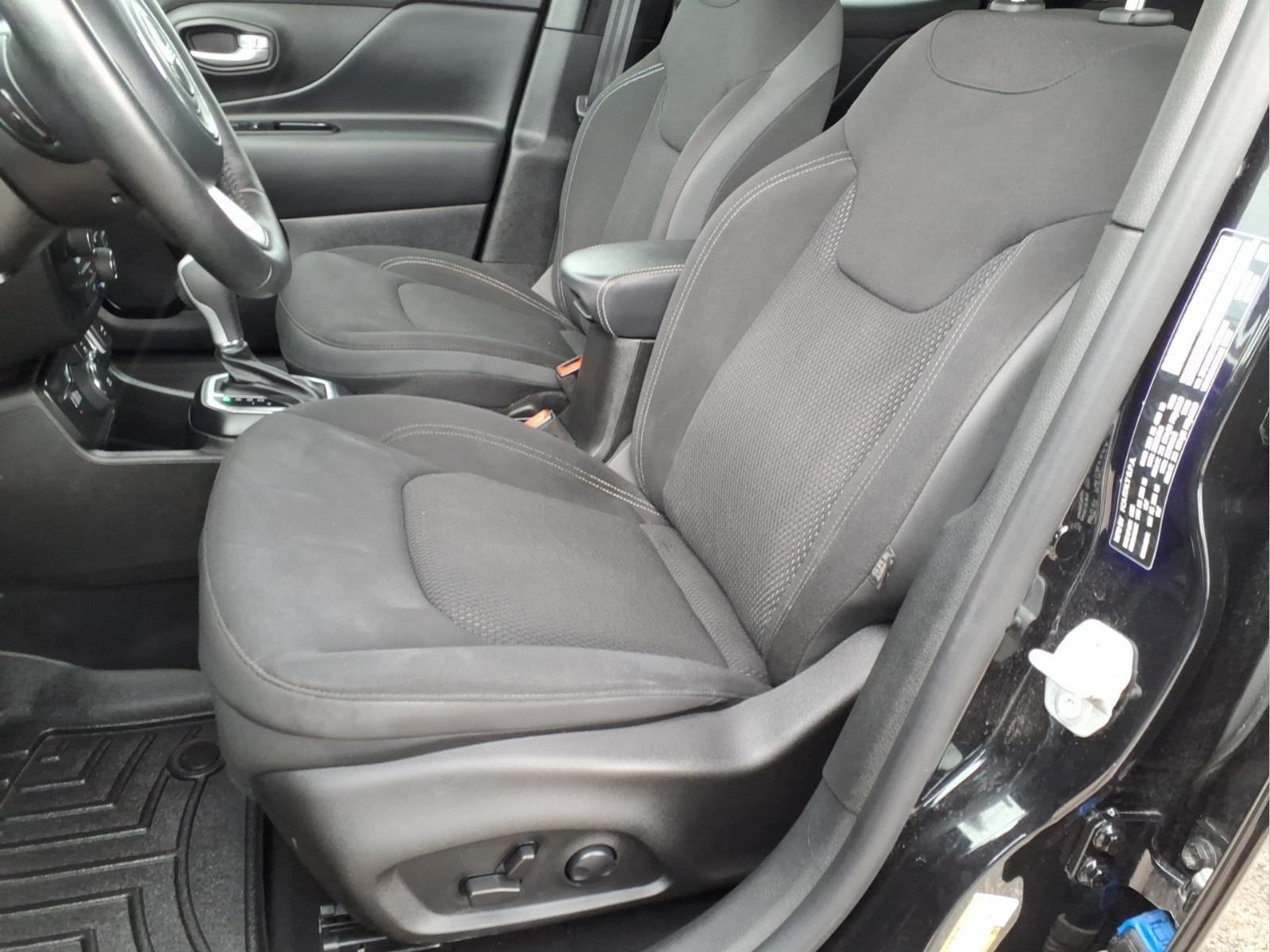 Used Car 2023 Jeep Renegade  Altitude For Sale Under $25,000 In Bastrop, Texas